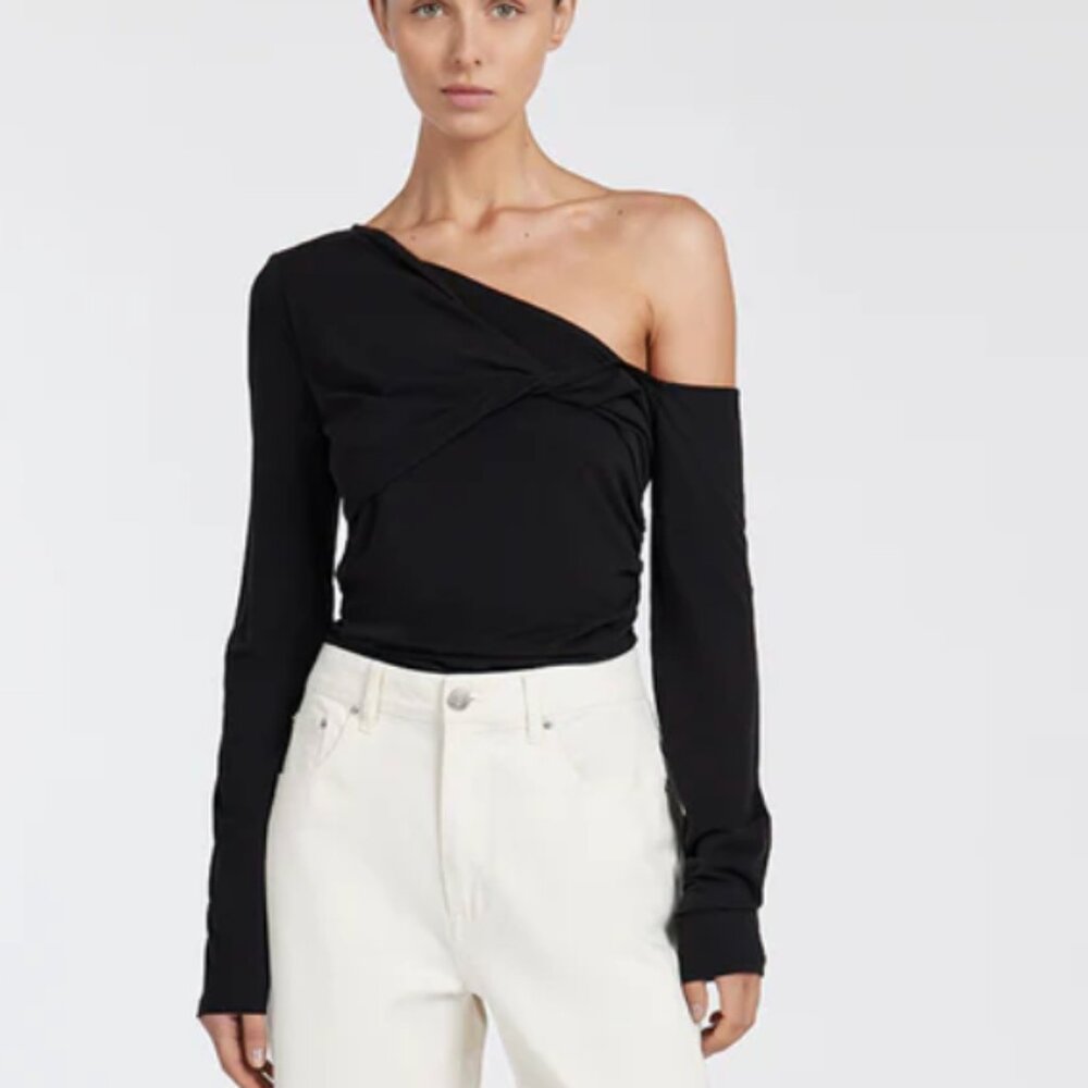 Dissh Denver Off the Shoulder Top in Washed Black Size Large